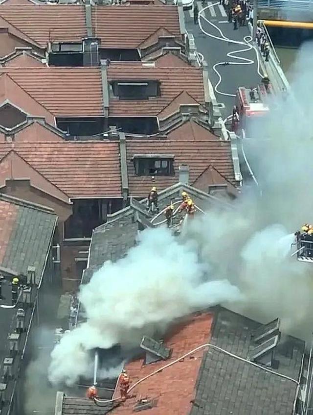 位于虹口區九龍路上的一個老式民宅起火